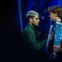 Spain's Carlos Alcaraz (L) and Italy's Jannik Sinner after the Nitto ATP Finals 2025 Final Men's Singles Round match at Inalpi Arena, Turin, Italy, Nov. 16, 2025. (Getty Images Photo)