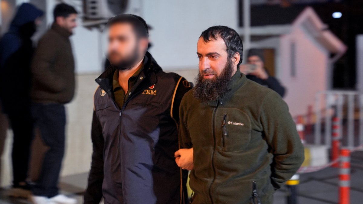 Türkiye cracks down on Daesh after terrorists killed 3 officers