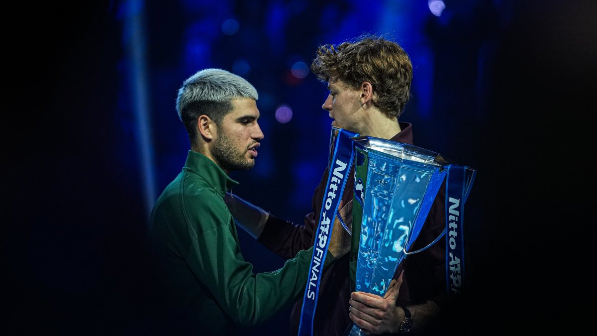 Spain's Carlos Alcaraz (L) and Italy's Jannik Sinner after the Nitto ATP Finals 2025 Final Men's Singles Round match at Inalpi Arena, Turin, Italy, Nov. 16, 2025. (Getty Images Photo)