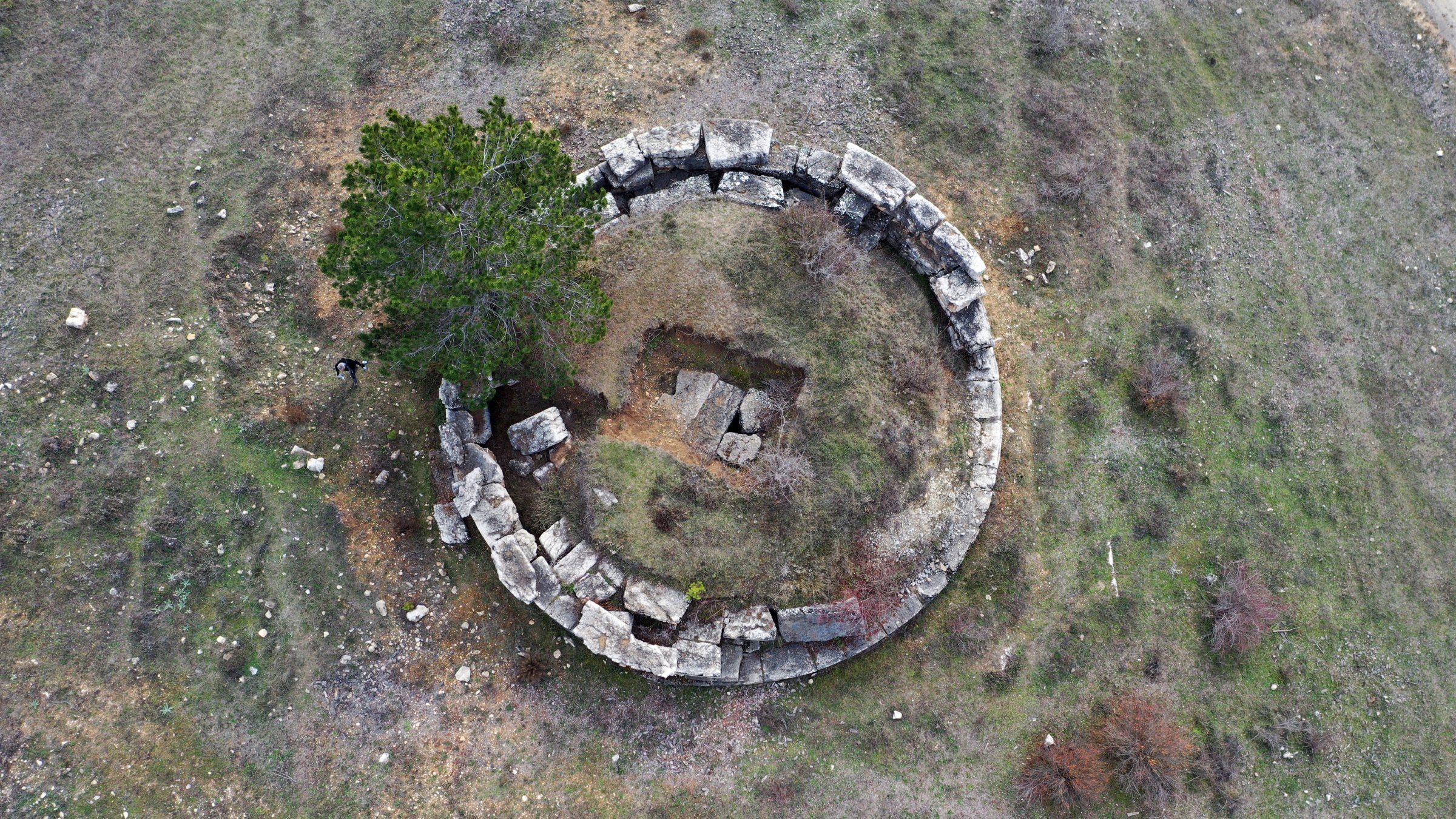 An aerial view of the 2,100-year-old tumulus, Kastamonu, Türkiye, Nov. 23, 2025. (AA Photo)