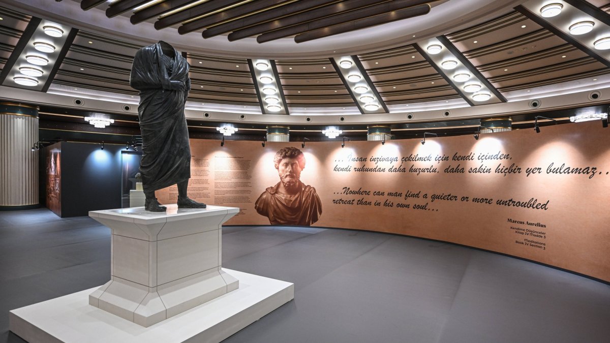 Türkiye recovers 180 smuggled cultural artifacts in 2025