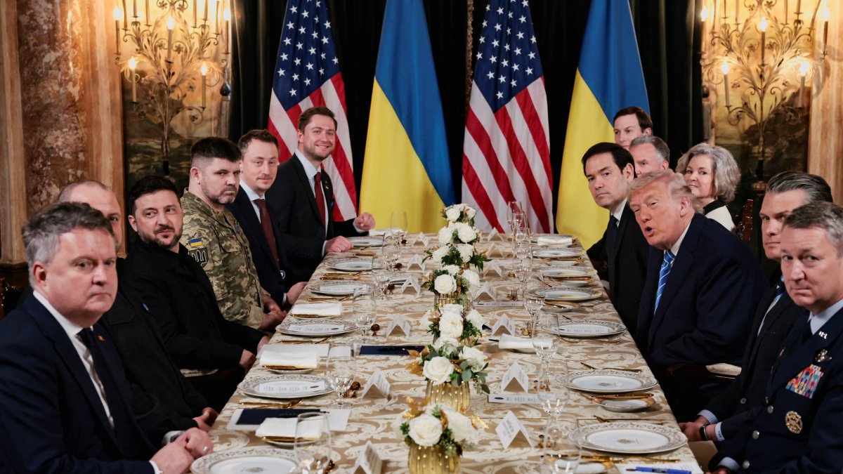 U.S. and Ukrainian delegations hold a meeting at Trump’s Mar-a-Lago club in Palm Beach, Florida, U.S., Dec. 28, 2025. (Reuters Photo)