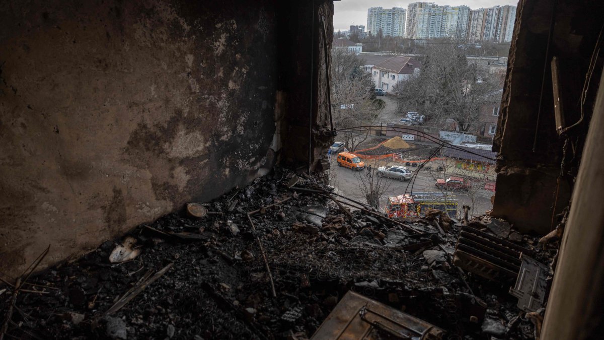 Russian attacks wound 3 Ukrainian children as Putin voices confidence in victory