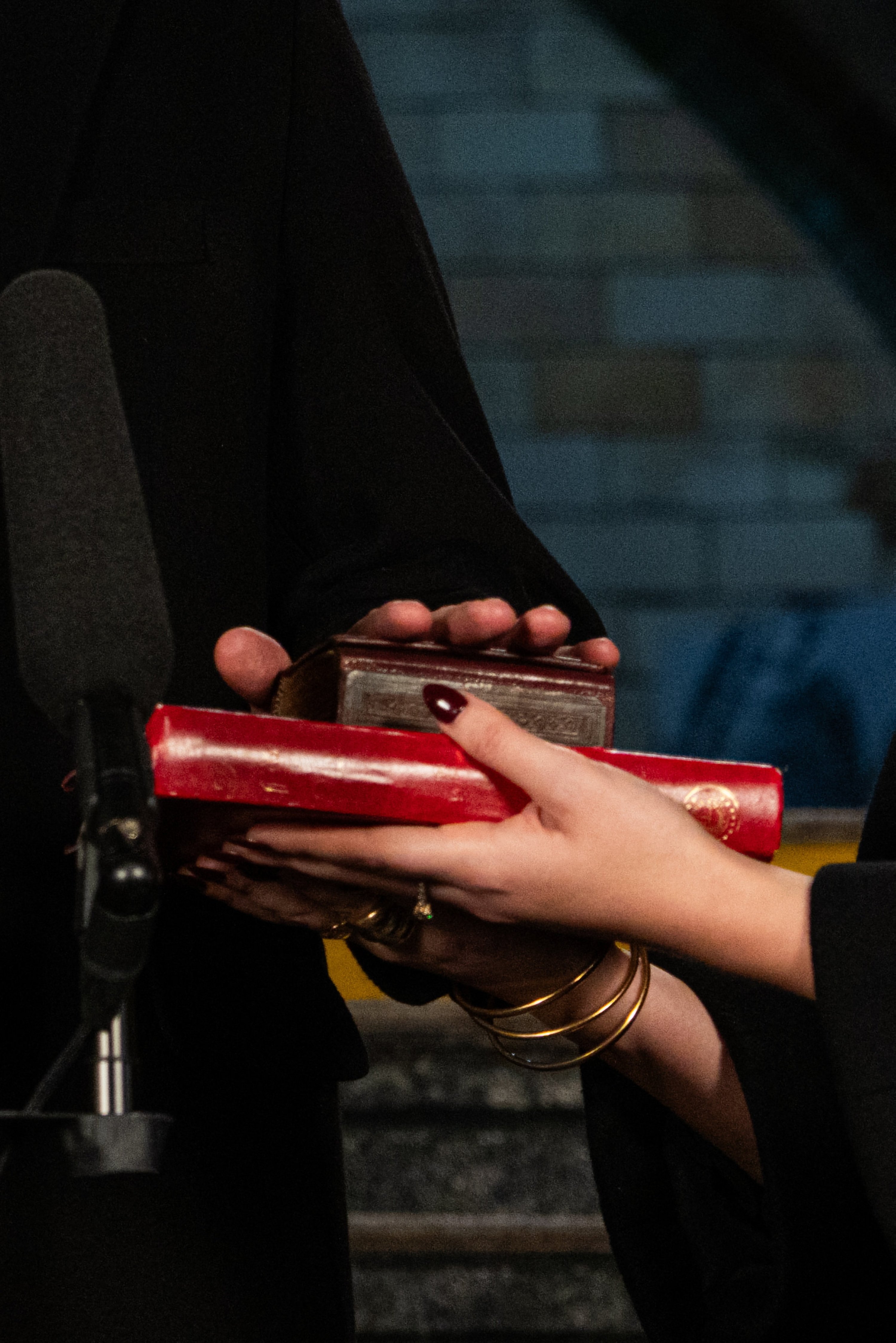 Zohran Mamdani is sworn in as mayor of New York City at Old City Hall Station in New York, U.S., Jan. 1, 2026. (EPA Photo)