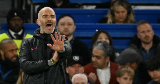 Chelsea's Italian head coach Enzo Maresca reacts during the UEFA Conference League semi-final second leg football match between Chelsea FC and Djurgardens IF at Stamford Bridge in London,  May 8, 2025. (AFP Photo) 