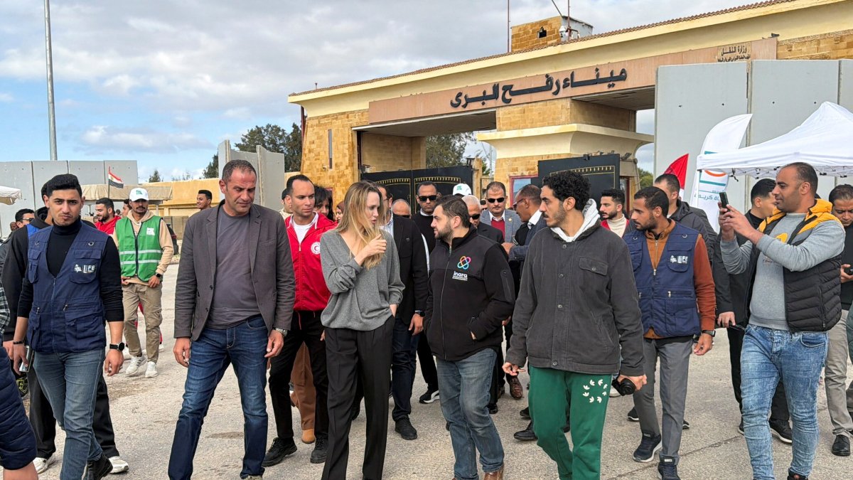 Actor Angelina Jolie visits near the Rafah border crossing between Egypt and the Gaza Strip, in Rafah, Egypt, Jan. 2, 2026. (Reuters Photo)