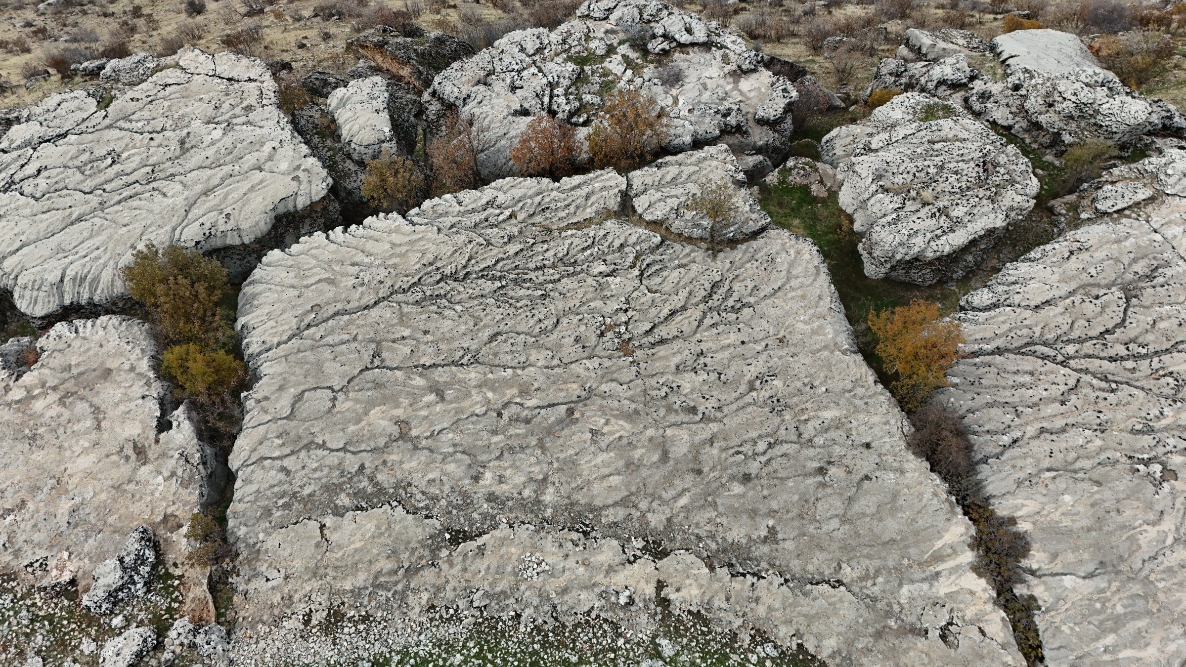 Rain-carved limestone revealing a miniature river system, Diyarbakır, Türkiye, Jan. 4, 2025. (IHA Photo)