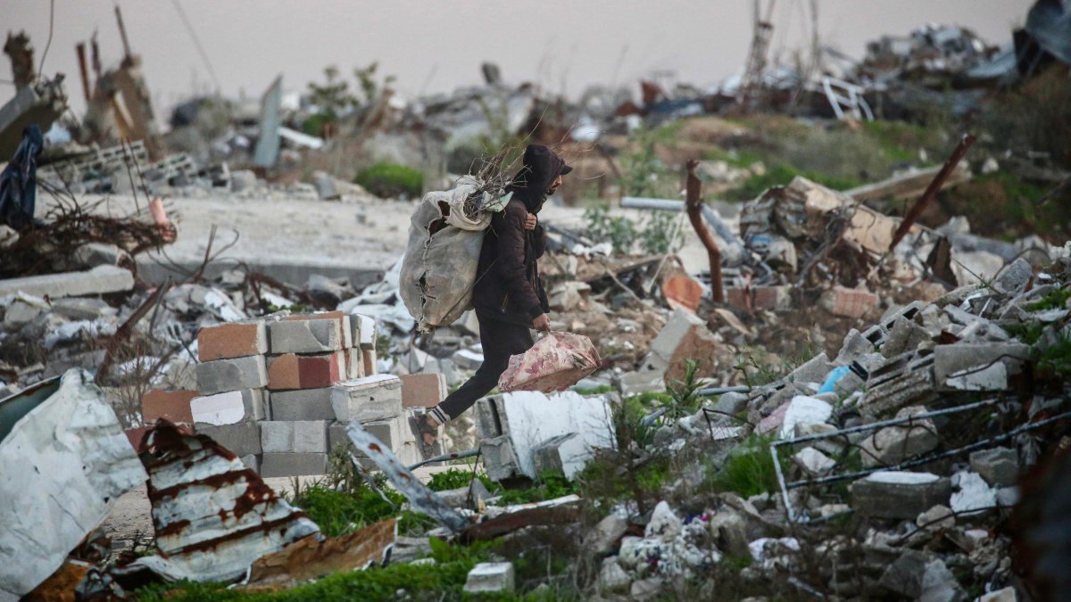 Israeli ban on 37 NGOs' Gaza operations blindsides int'l aid groups