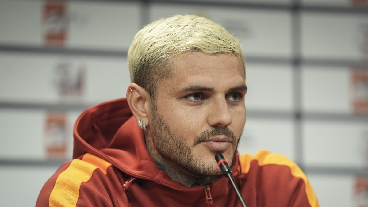 Galatasaray's Mauro Icardi addresses the press before the Super Cup semifinals match against Trabzonspor, Istanbul, Türkiye, Jan. 5, 2026. (AA Photo)