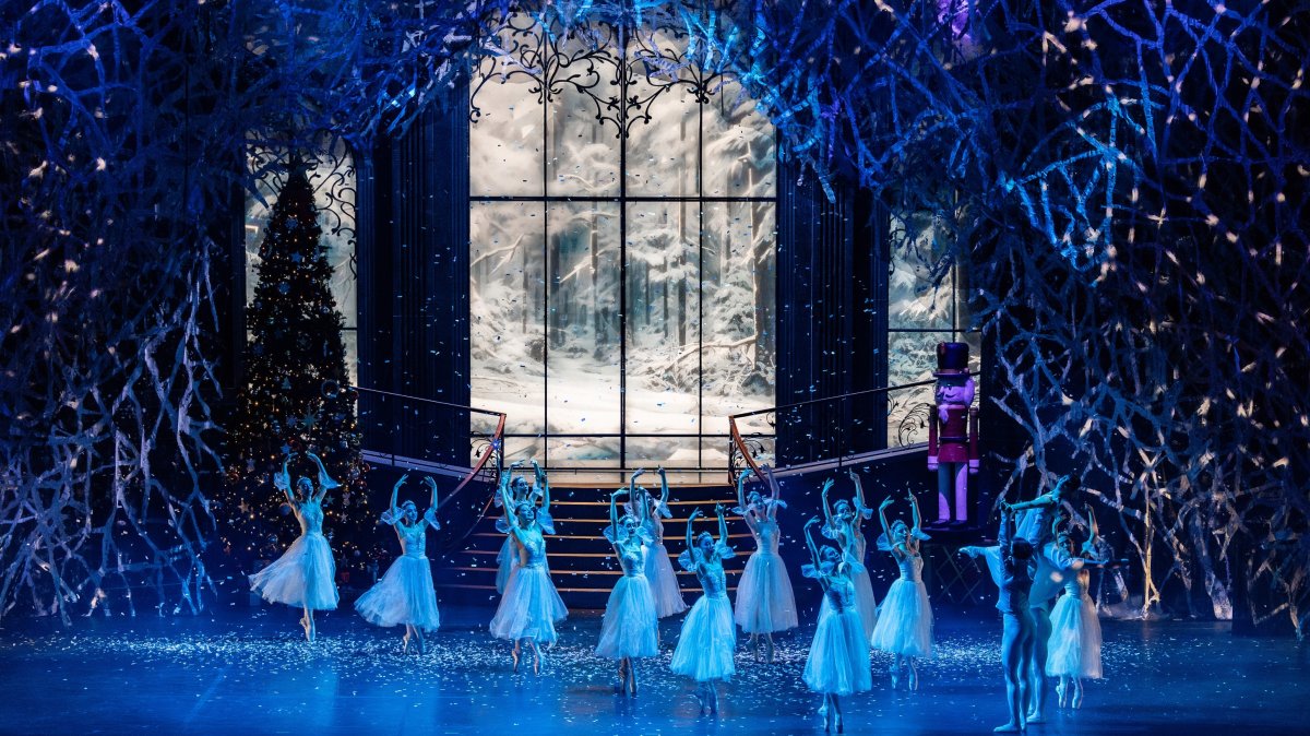 The play “Nutcracker” was performed at the AKM, Istanbul, Türkiye, Dec. 25, 2025. (DHAPhoto)