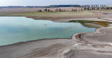 Kabaklı Pond, an important feeding and nesting site for migratory birds, shrinking after years of declining rainfall and climate impacts, Diyarbakır, Türkiye, Dec. 25, 2025. (AA Photo)