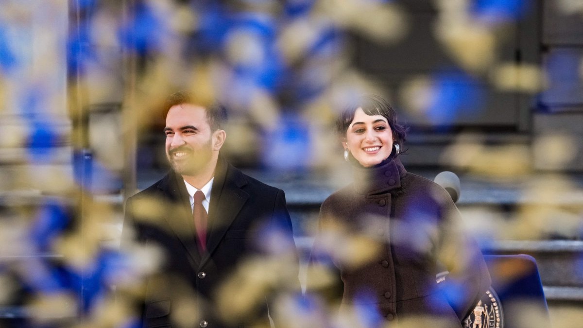 New York Mayor Zohran Mamdani and his wife Rama Duwaji smile as confetti falls after his ceremonial inauguration as mayor at City Hall, New York, U.S., Jan. 1, 2026. (AFP Photo)