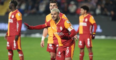 Galatasaray's Mauro Icardi celebrates after scoring during the Super Cup semifinal match against Trabzonspor at Gaziantep Municipality Stadium, Gaziantep, Türkiye, Jan. 5, 2026. (AA Photo)