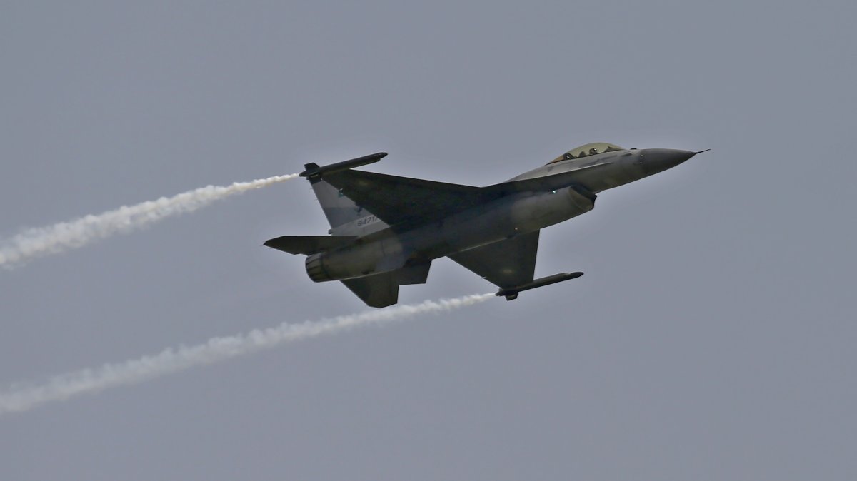 JF-17 jets on table as Pakistan, Bangladesh beef up defense co-op