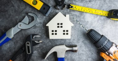 Many people start the new year thinking about ways to improve their health, be more organized and manage their finances. Experts say there is one area that touches on each of those resolutions – home care. (Shutterstock Photo)