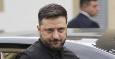 Ukraine's President Volodymyr Zelenskyy arrives for a meeting with Greek Cypriot leader Nikos Christodoulides (not pictured) at the presidential palace in Nicosia, Jan. 7, 2026. (EPA Photo)