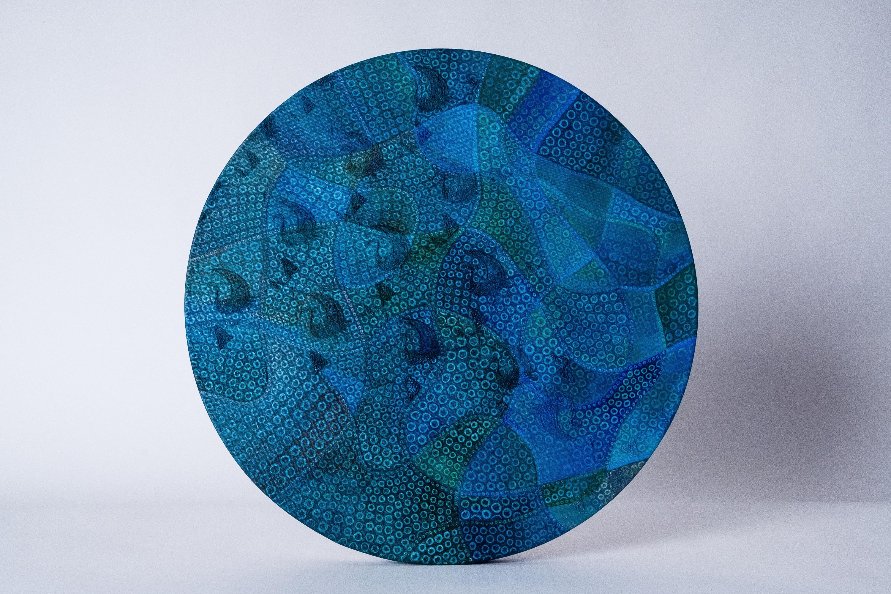 Artist Seval Özcan’s modern Anatolian motifs shine at ICFE 2026