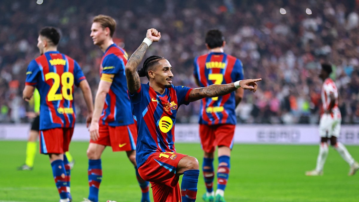 Barcelona's Raphinha celebrates after scoring during the Spanish Super Cup semifinal match against Athletic Bilbao at King Abdullah Sports City, Jeddah, Saudi Arabia, Jan. 7, 2026. (Reuters Photo)