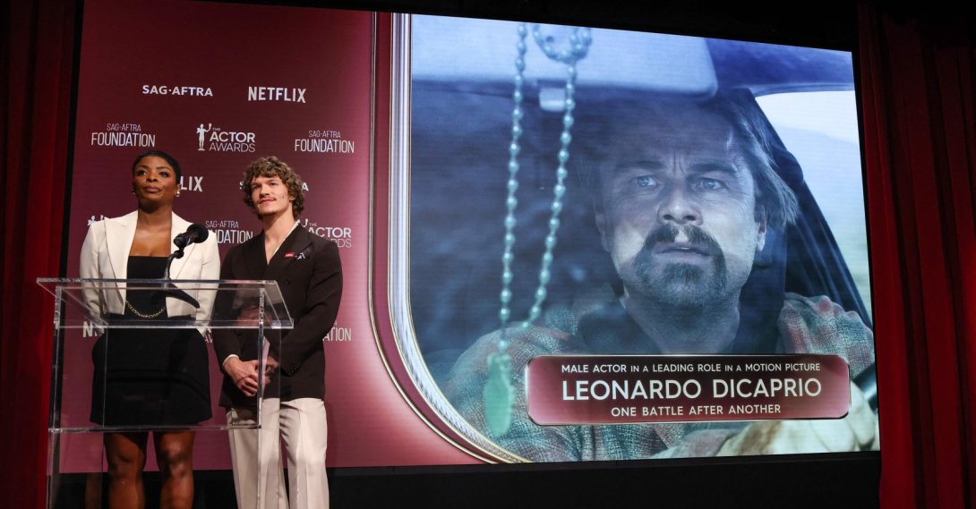 (L-R) U.S. actor Janelle James and U.S. actor Connor Storrie announce Leonardo DiCaprio as a nominee for Best Male Actor in a Leading Role in a Motion Picture during the 32nd Annual Actors Awards nominations announcement at the SAG-AFTRA Foundation's Tom Hanks &amp; Rita Wilson theater, Los Angeles, U.S., Jan. 7, 2026. (AFP Photo)