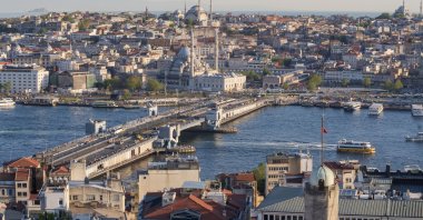 A panoramic view shows the Galata Bridge and Istanbul’s historic districts, Türkiye, May 20, 2025. (Shutterstock Photo)