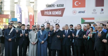 Turkish and Qatari officials attend a ceremony to send off a humanitarian aid ship to Sudan at the Port of Mersin, Mersin, Türkiye, Jan. 10, 2026. (DHA Photo)
