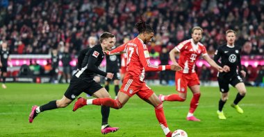 Bayern Munich's Michael Olise scores the 7-1 goal during the German Bundesliga match against VfL Wolfsburg, Munich, Germany, Jan. 11, 2026. (EPA Photo)