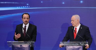 Greek Cypriot head Nikos Christodoulides (L) and Israeli Prime Minister Benjamin Netanyahu attend a joint press conference in western Jerusalem, Israel, Dec. 22, 2025. (EPA Photo)