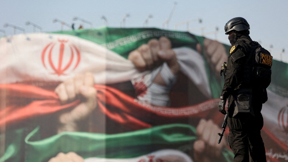 Iran restores some communication amid tight security, damage