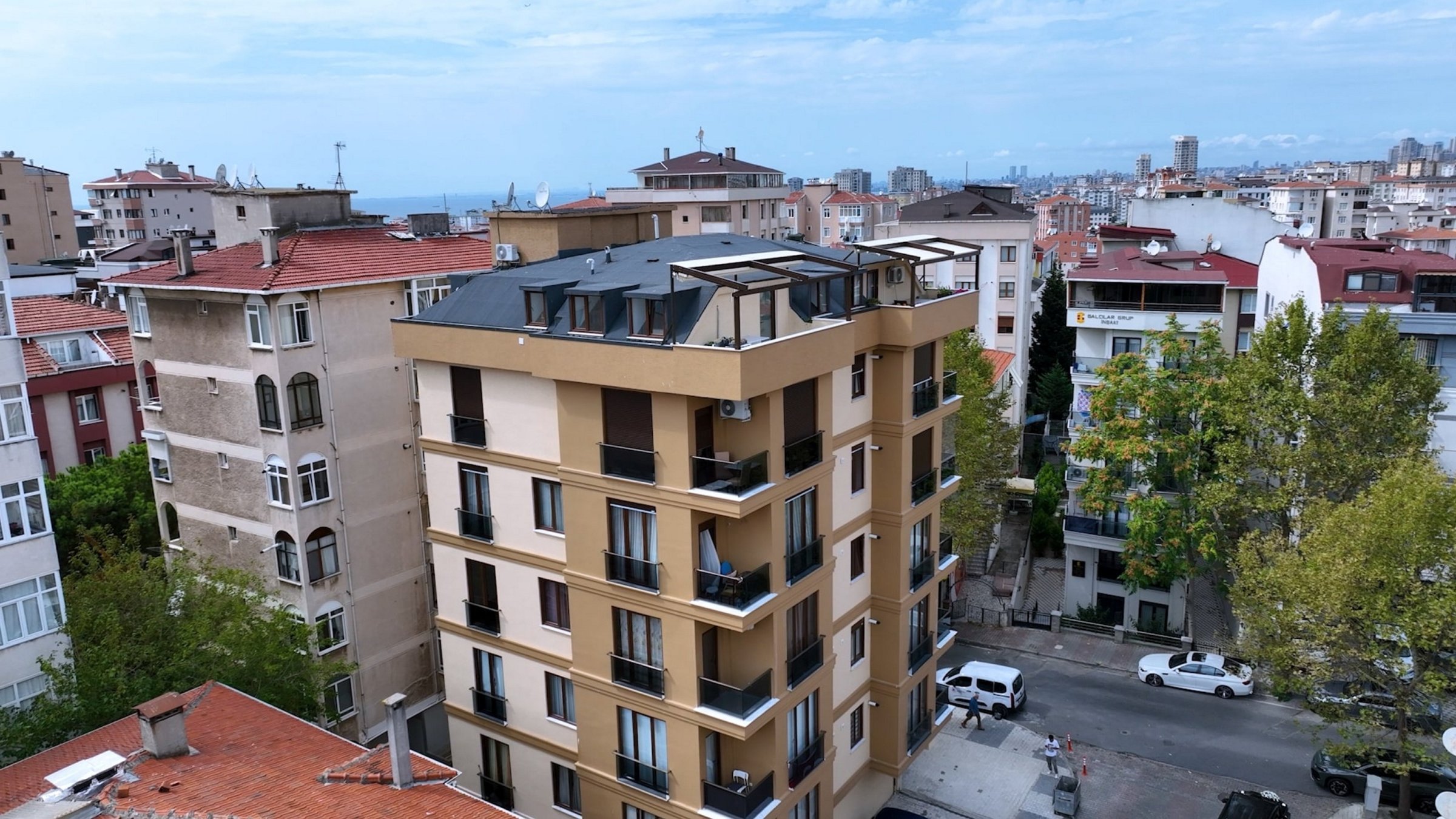 An aerial view shows a newly built residential block completed under the ministry’s urban renewal project, Maltepe, Istanbul, Türkiye, Jan. 13, 2025. (AA Photo)