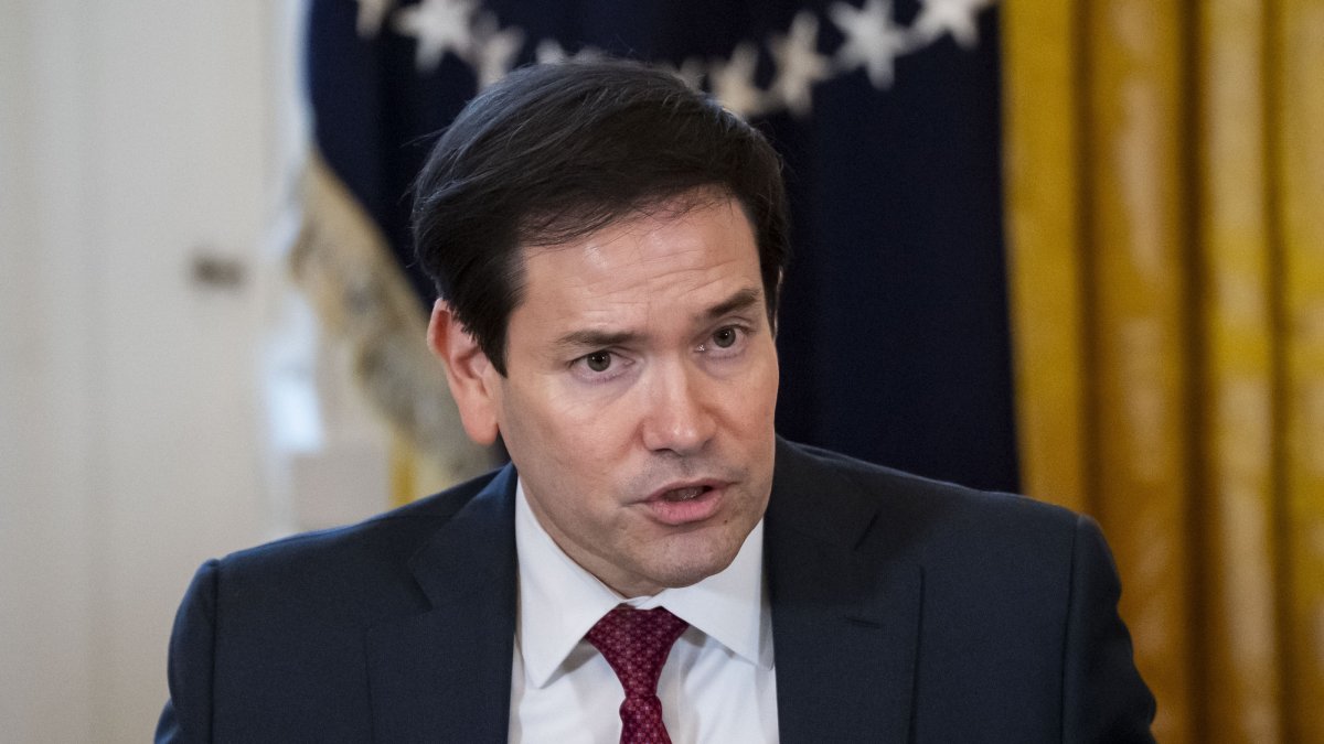 U.S. Secretary of State Marco Rubio speaks during a meeting with oil and gas executives in the East Room of the White House in Washington, D.C., Jan. 9, 2026. (EPA Photo)