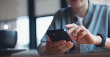 The Chinese name "sileme," a play on the name of a popular food delivery app, is a curt phrasing that translates to "are you dead" or simply "dead?." (Shutterstock Photo)