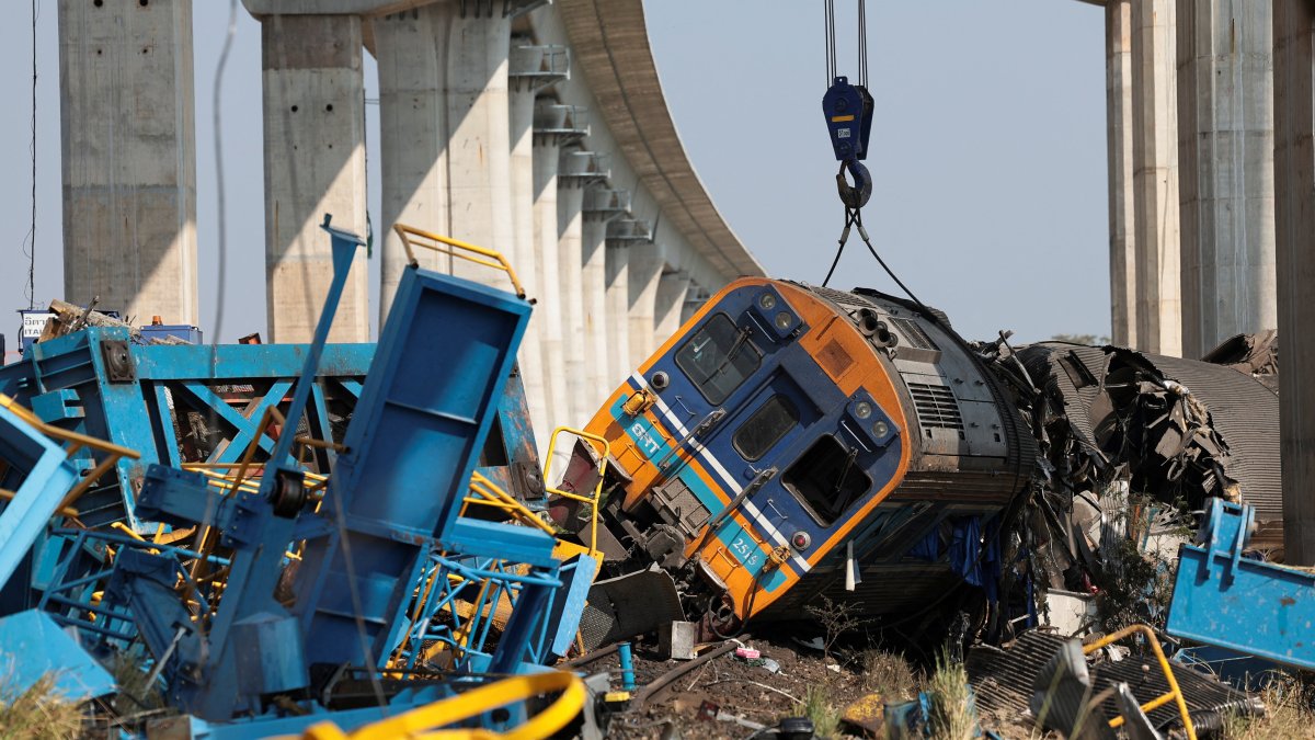 Wreckage at the site where a train was derailed when a construction crane collapsed and fell onto its carriages, in Sikhio district, Nakhon Ratchasima province, Thailand, Jan. 14, 2026. (Reuters Photo)