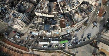 People return to the Sheikh Maqsoud neighborhood after it was cleared of YPG terrorists, Aleppo, Syria, Jan. 13, 2026. (AA Photo)