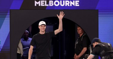 Italy's Jannik Sinner arrives to take part in the 1 Point Slam exhibition event ahead of the 2026 Australian Open at Rod Laver Arena, Melbourne, Australia, Jan. 14, 2026. (AFP Photo)