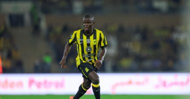 Al-Ittihad's N'Golo Kante controls the ball during the Saudi King's Cup match against Al Shabab at Prince Abdullah Al Faisal Stadium, Jeddah, Saudi Arabia, Nov. 29, 2025. (Getty Images Photo)