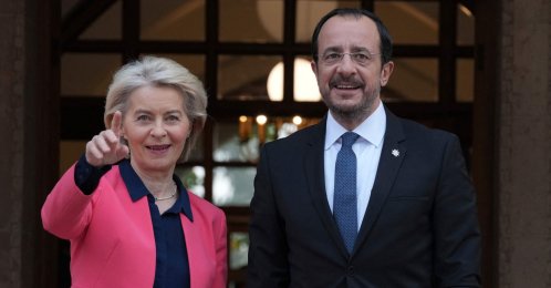 European Commission President Ursula von der Leyen (L) and Greek Cypriot leader Nikos Christodoulides react before their meeting, Nicosia (Lefkoşa), island of Cyprus, Jan. 7, 2026. (AFP Photo)