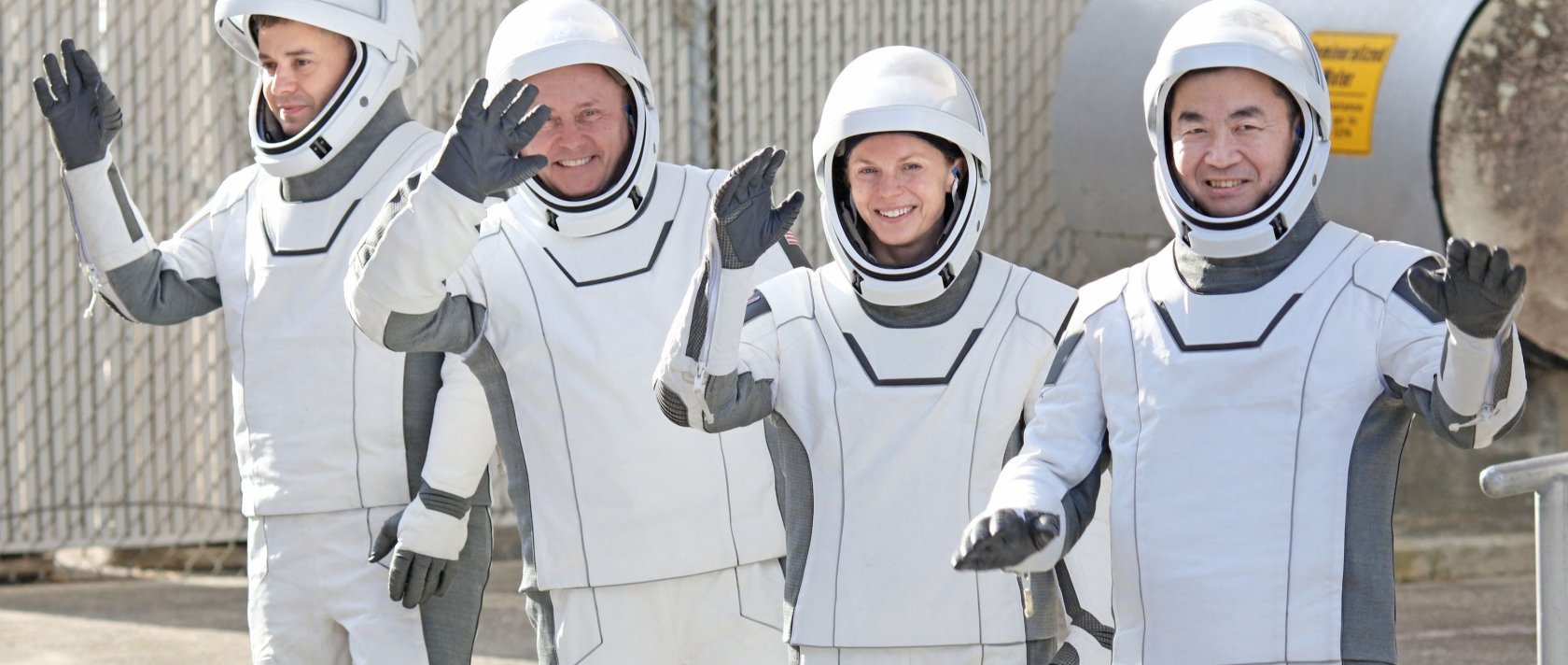 (L-R) Crew-11 mission astronauts Roscosmos cosmonaut Oleg Platonov, NASA astronaut Mike Fincke, NASA astronaut and mission commander Zena Cardman and JAXA astronaut Kimiya Yui wave as they depart at the Kennedy Space Center in Cape Canaveral, Florida, U.S., Aug. 1, 2025. (AFP Photo)