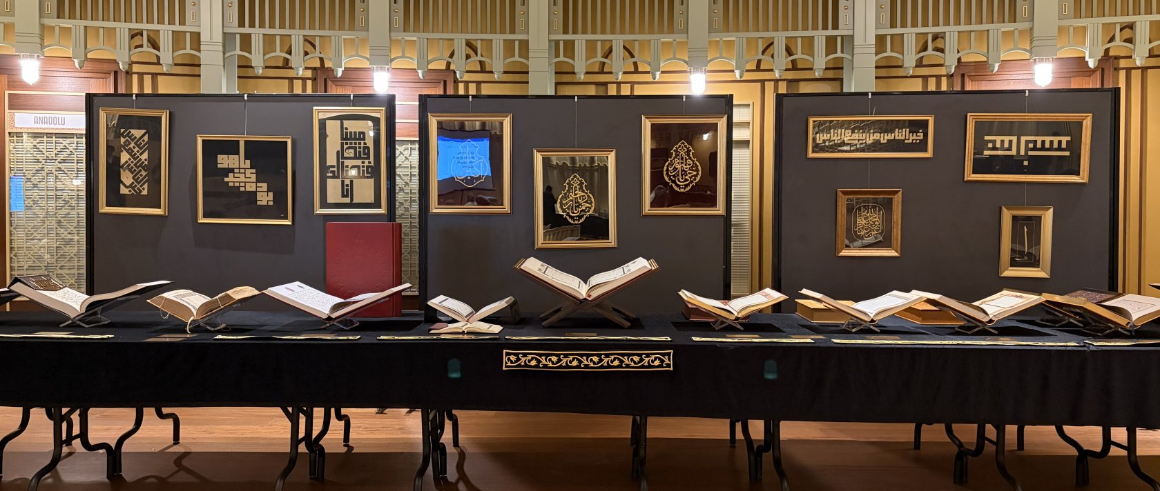 Qurans and calligraphy from around the world are on display at the "Golden Letters: 114 Mushaf, One Word" exhibition, Istanbul, Türkiye, Jan. 12, 2026. (Courtesy of Deniz Renkveren)