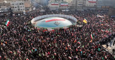 Iranians attend a pro-government rally, Tehran, Iran, Jan. 12, 2026. (Reuters Photo)