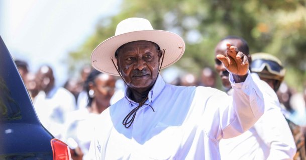 Incumbent president and National Resistance Movement (NRM) presidential candidate Yoweri Museveni waves at supporters as he leaves after casting his ballot during the 2026 general elections, Rwakitura, Uganda, Jan. 15, 2026. (AFP Photo)
