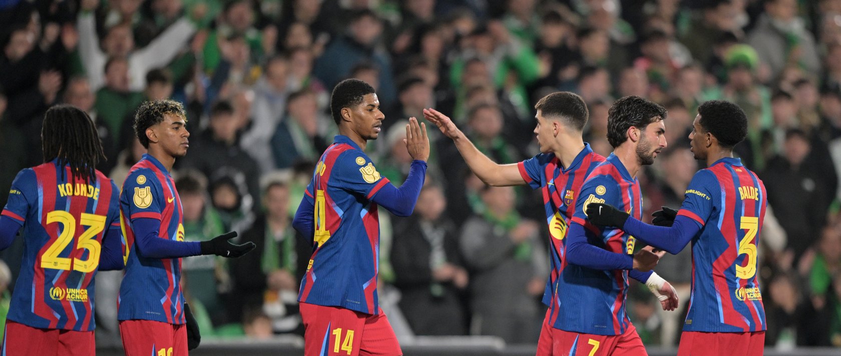 Barcelona players celebrate Ferran Torres' (2nd R) goal during the Spanish Copa del Rey match against Racing Santander at the Campos de Sport de El Sardinero, Santander, Spain, Jan. 15, 2026. (Getty Images Photo)
