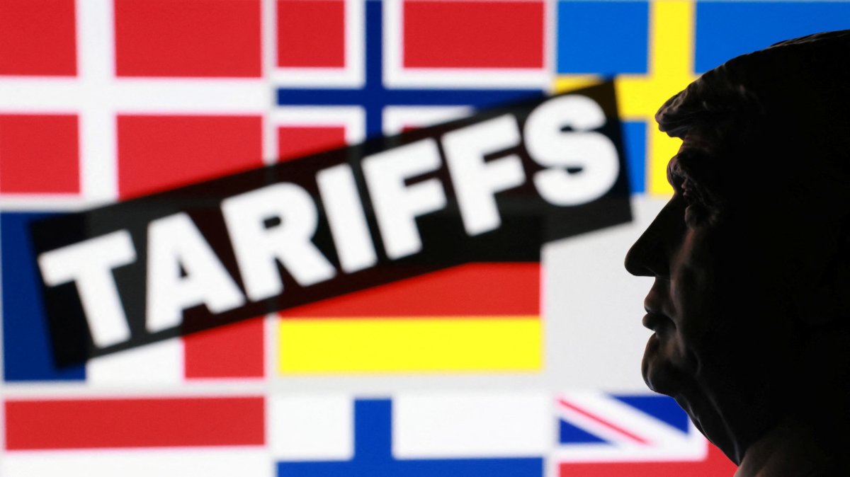 EU to hold crisis talks as Trump sets new tariffs over Greenland