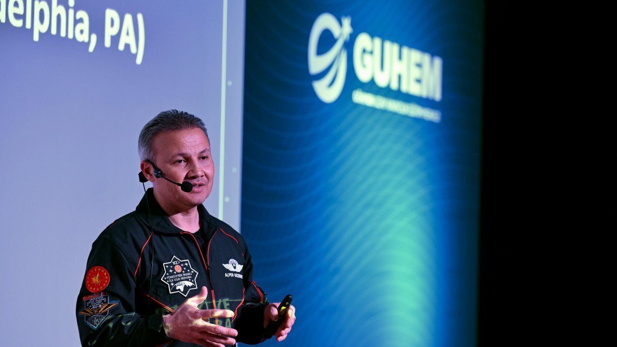 Türkiye's first astronaut, Alper Gezeravcı, speaks during an event, Bursa, northwestern Türkiye, Jan. 6, 2025. (AA Photo)