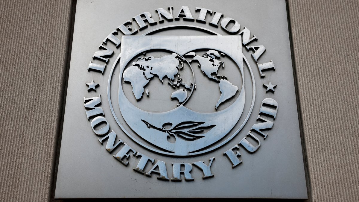 A view of the International Monetary Fund (IMF) logo at its headquarters in Washington, D.C., U.S., Nov. 24, 2024. (Reuters Photo)