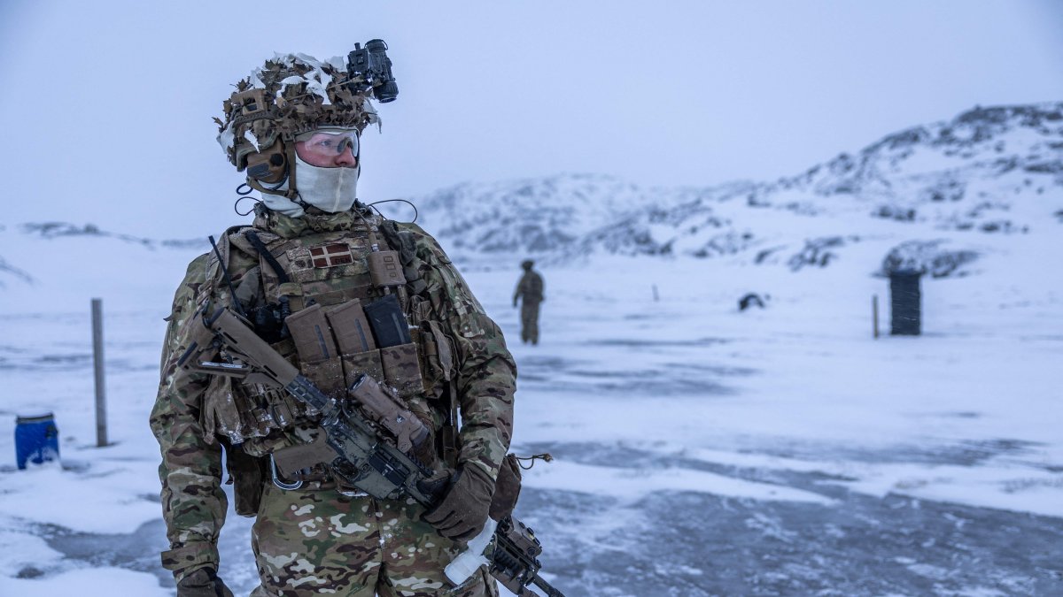 Danish soldiers are seen during shooting practice at an undisclosed location in Greenland, Jan. 18, 2025. (AFP Photo)