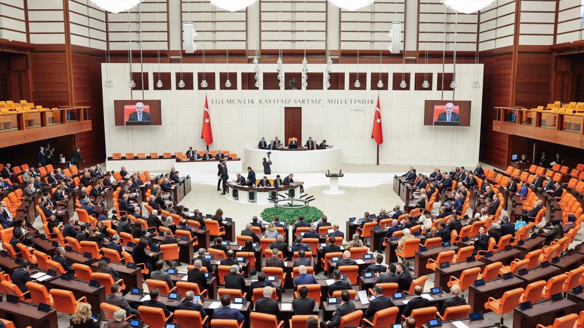 Turkish Parliament OKs extension for naval mission in Gulf of Aden