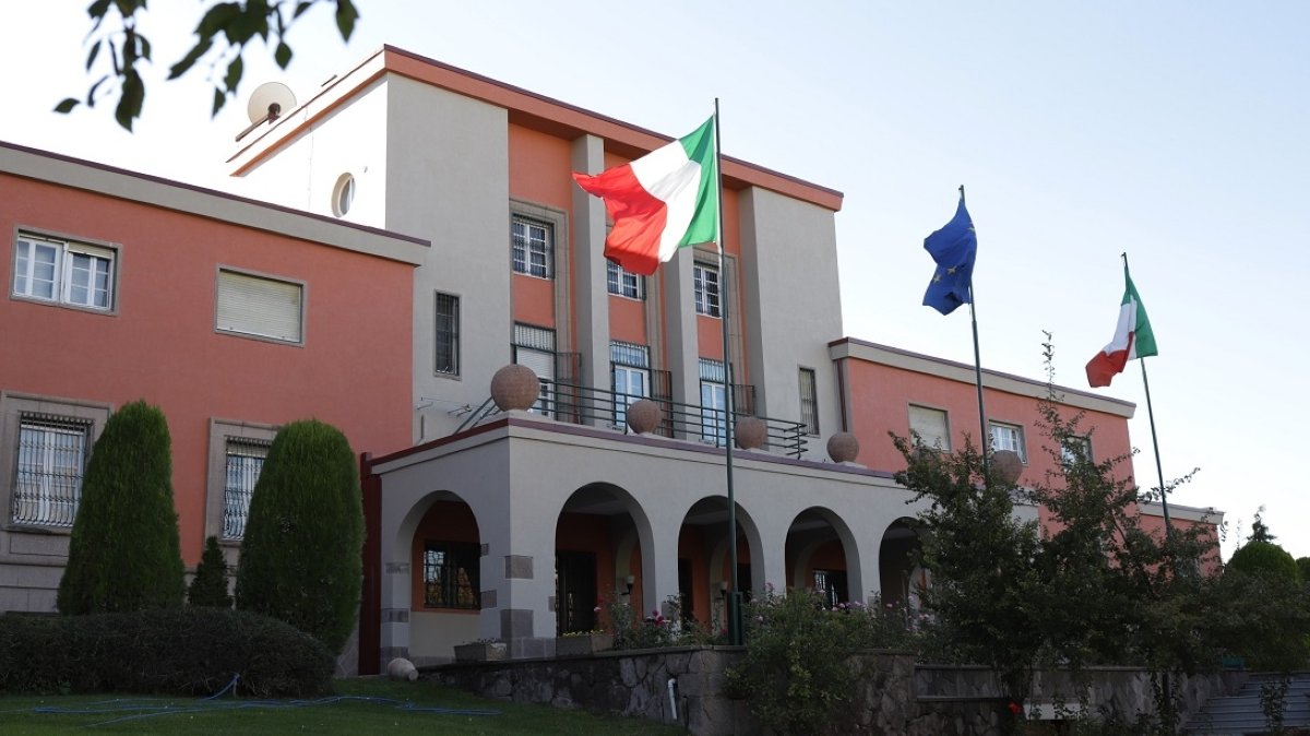 Architecture as silent diplomacy: Memory, restoration, shared heritage