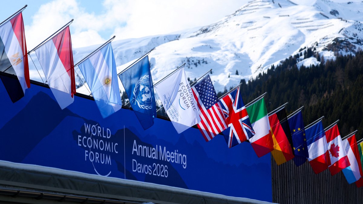 Europe's leaders try to show unity in Davos as CEOs warn on emotions