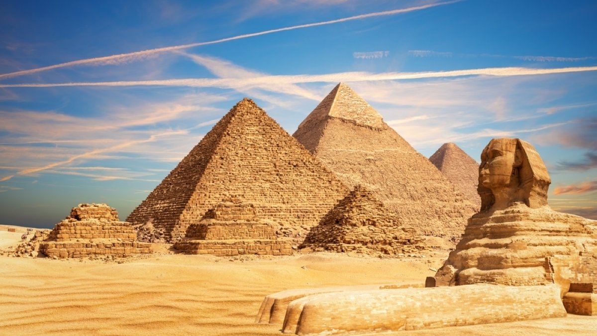 A cautionary example: When a civilization mummifies its heritage