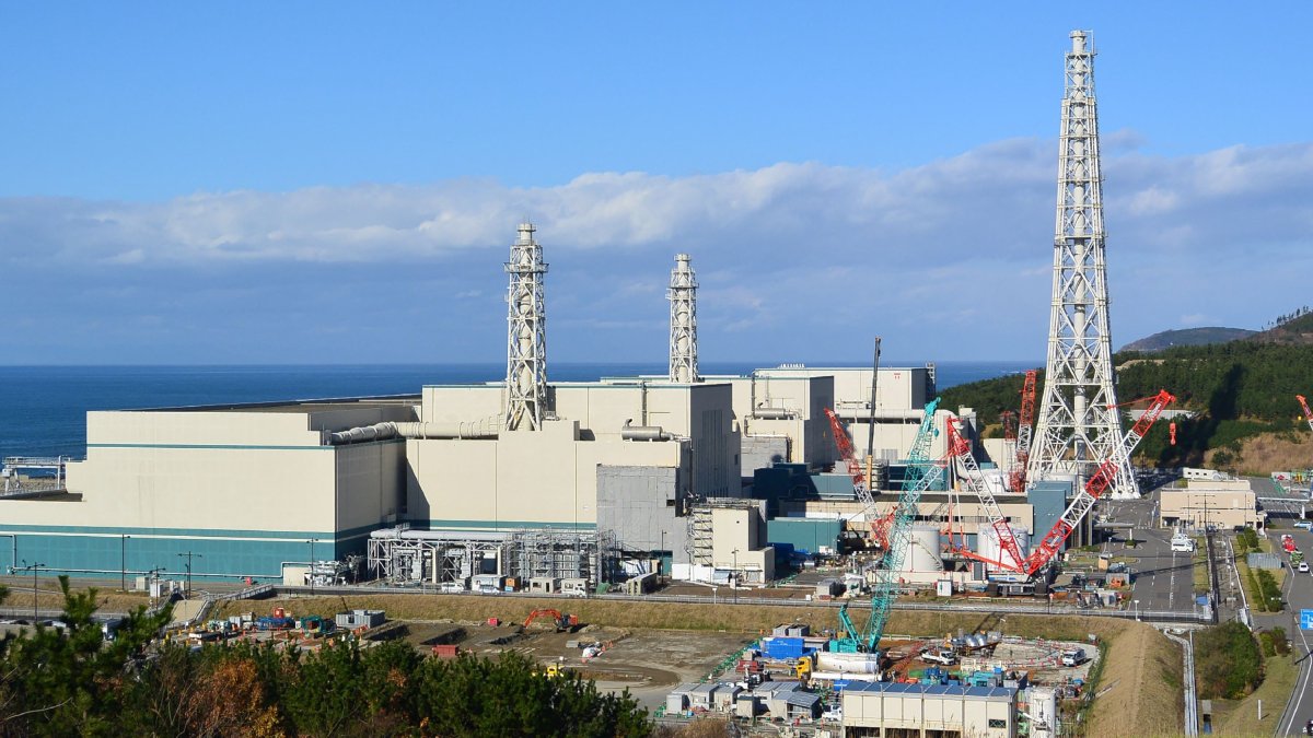 Japan restarts world's largest nuclear plant 1st time after Fukushima